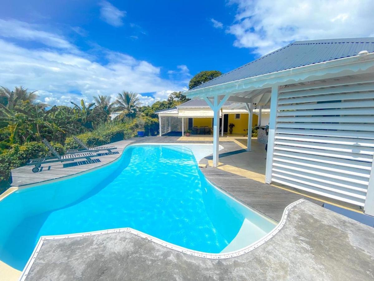 La Villa De Christian Baie-Mahault Bagian luar foto