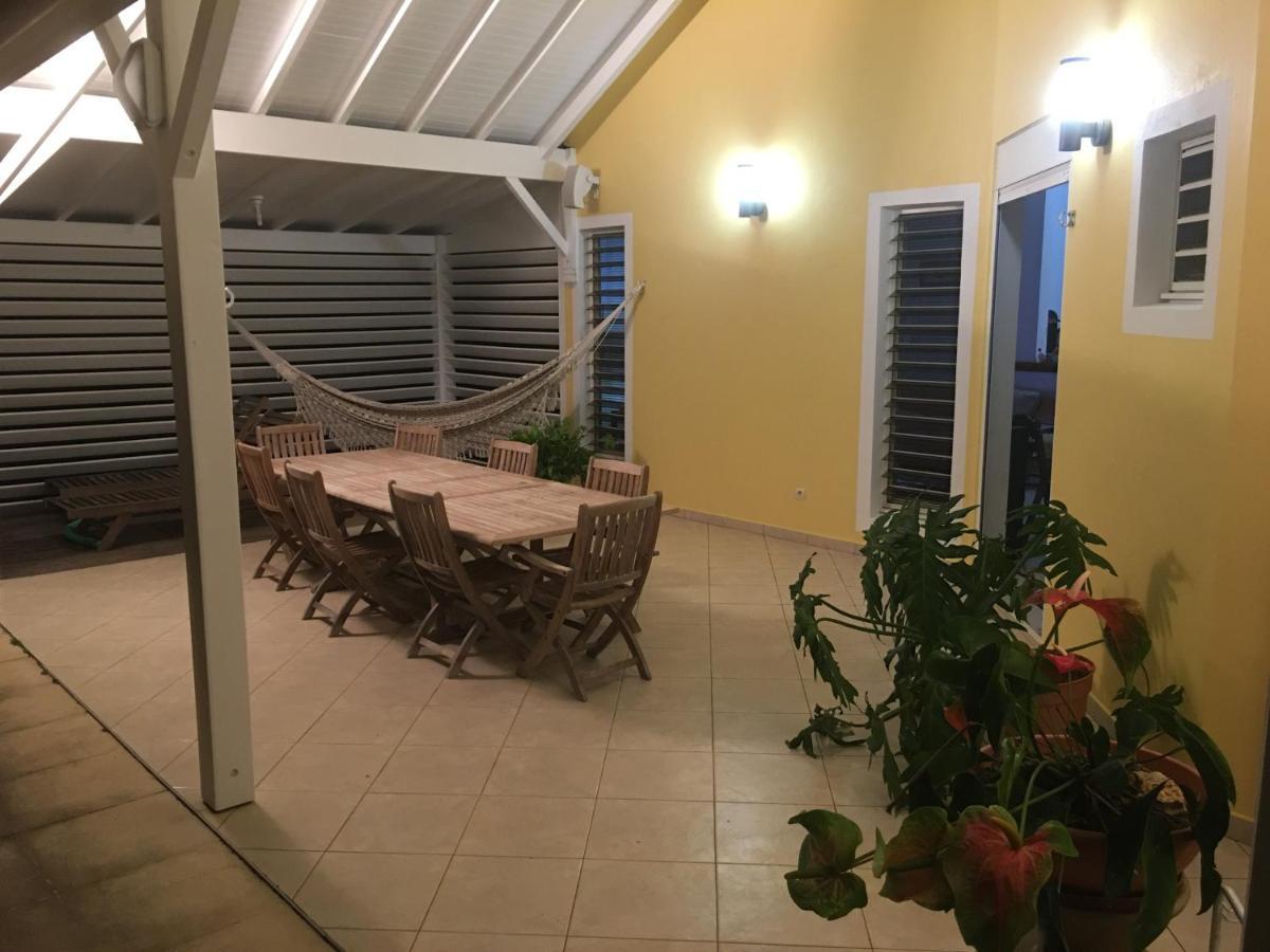 La Villa De Christian Baie-Mahault Bagian luar foto